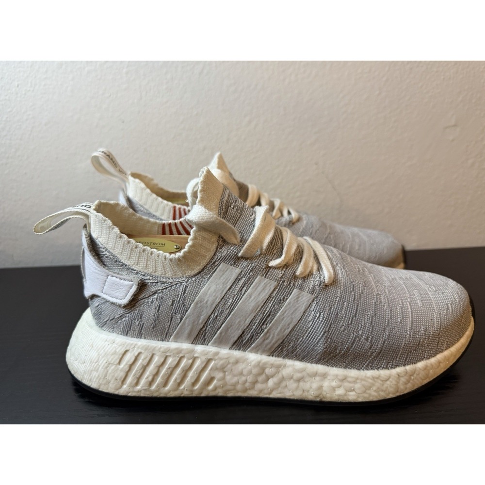 Adidas NMD R2 Primeknit Running White 2017 Men's size 8 Women's 9 MSRP $149 EUC